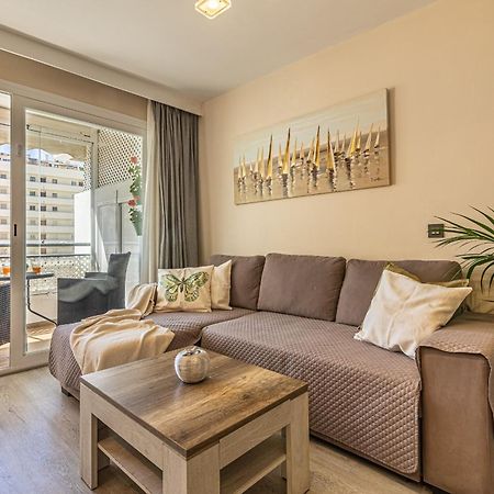 City Center Apartment In Марбеля Екстериор снимка