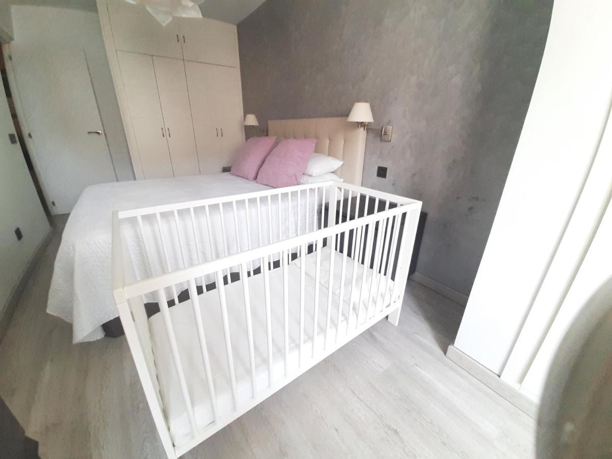 City Center Apartment In Марбеля Екстериор снимка