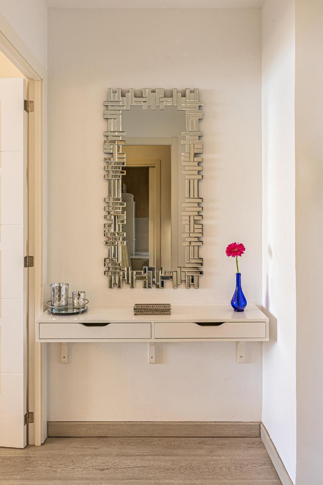 City Center Apartment In Марбеля Екстериор снимка